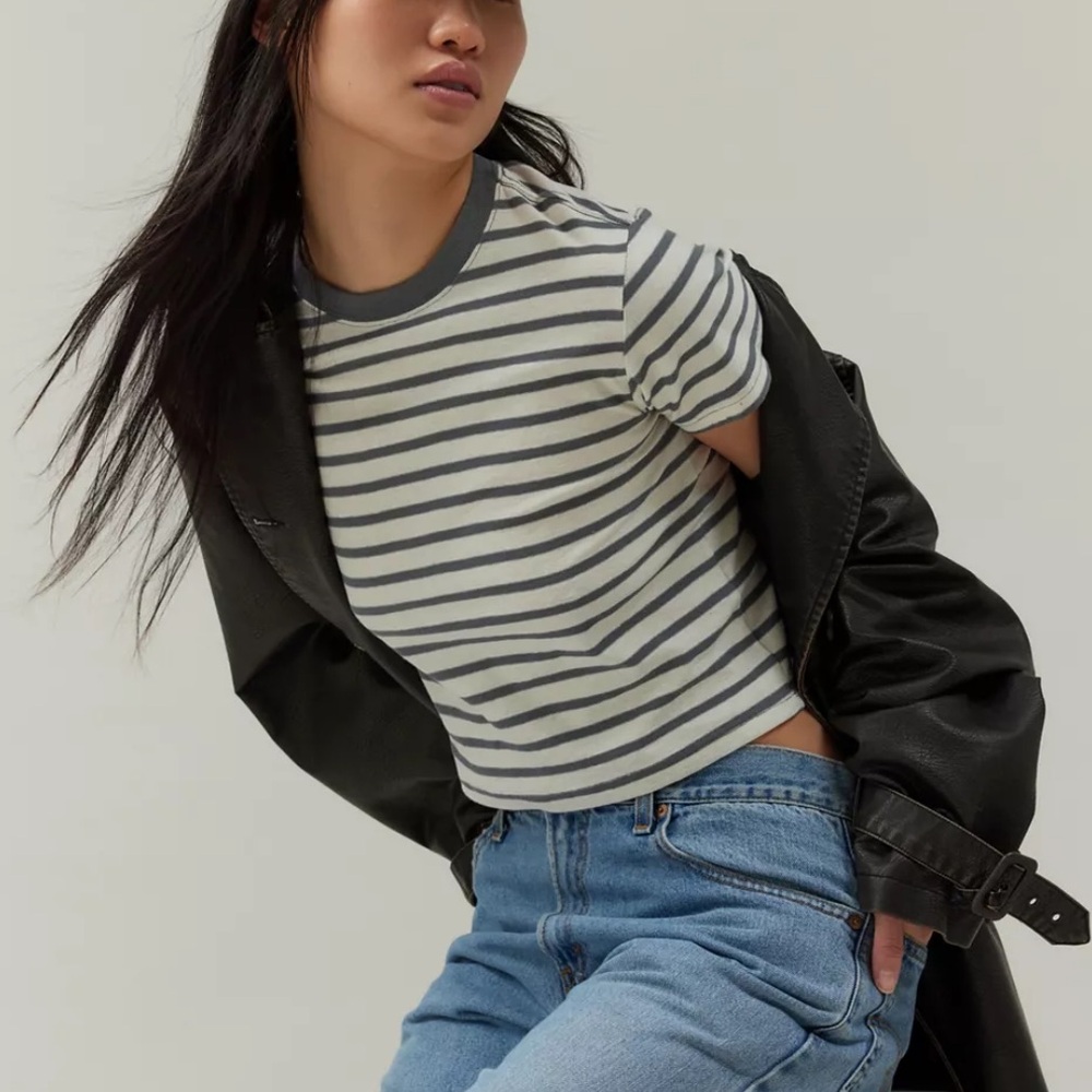 BDG Universal Tee / size small - color: green multi